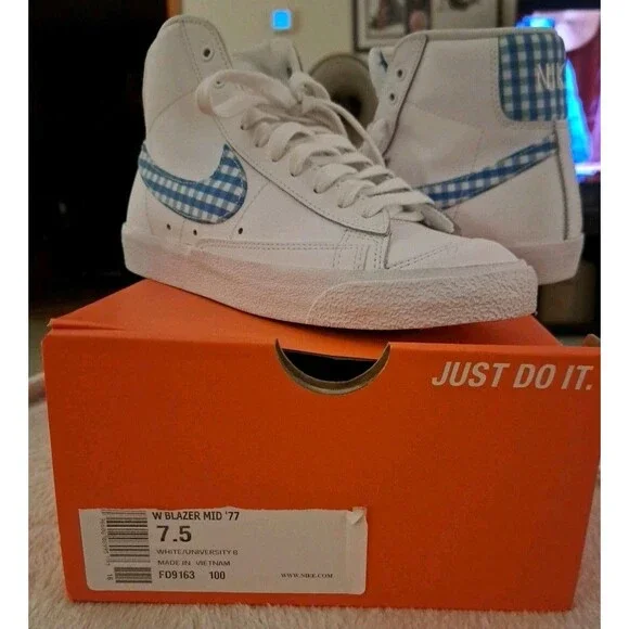 Women’s Size 7.5 - Nike Blazer Mid 77 Blue Gingham FD9163-100 With Box EUC - Picture 10 of 10